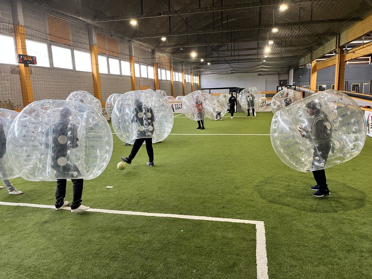 Idée cadeau à Douai : offrir une séance de bubble foot